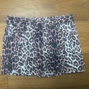 Pacific Sun Leopard Print Mini Skirt Size 25